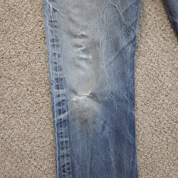 Levis 501 Jeans Mens 36x38 Blue Denim Straight Leg Button Fly Distressed Stained - Picture 5 of 16